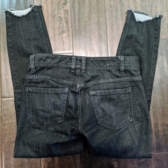 Free the People Black Distressed Crops - Picture 2 of 6